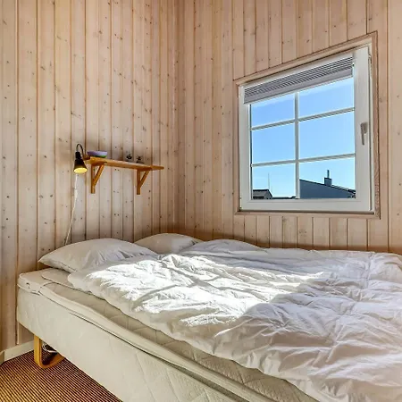 Unik Klitidyl Kun Fa Skridt Fra Vesterhavet Sj718 *